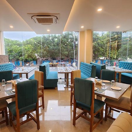 Hotel Janas Tirupati Zewnętrze zdjęcie