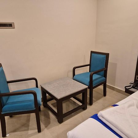 Hotel Janas Tirupati Zewnętrze zdjęcie