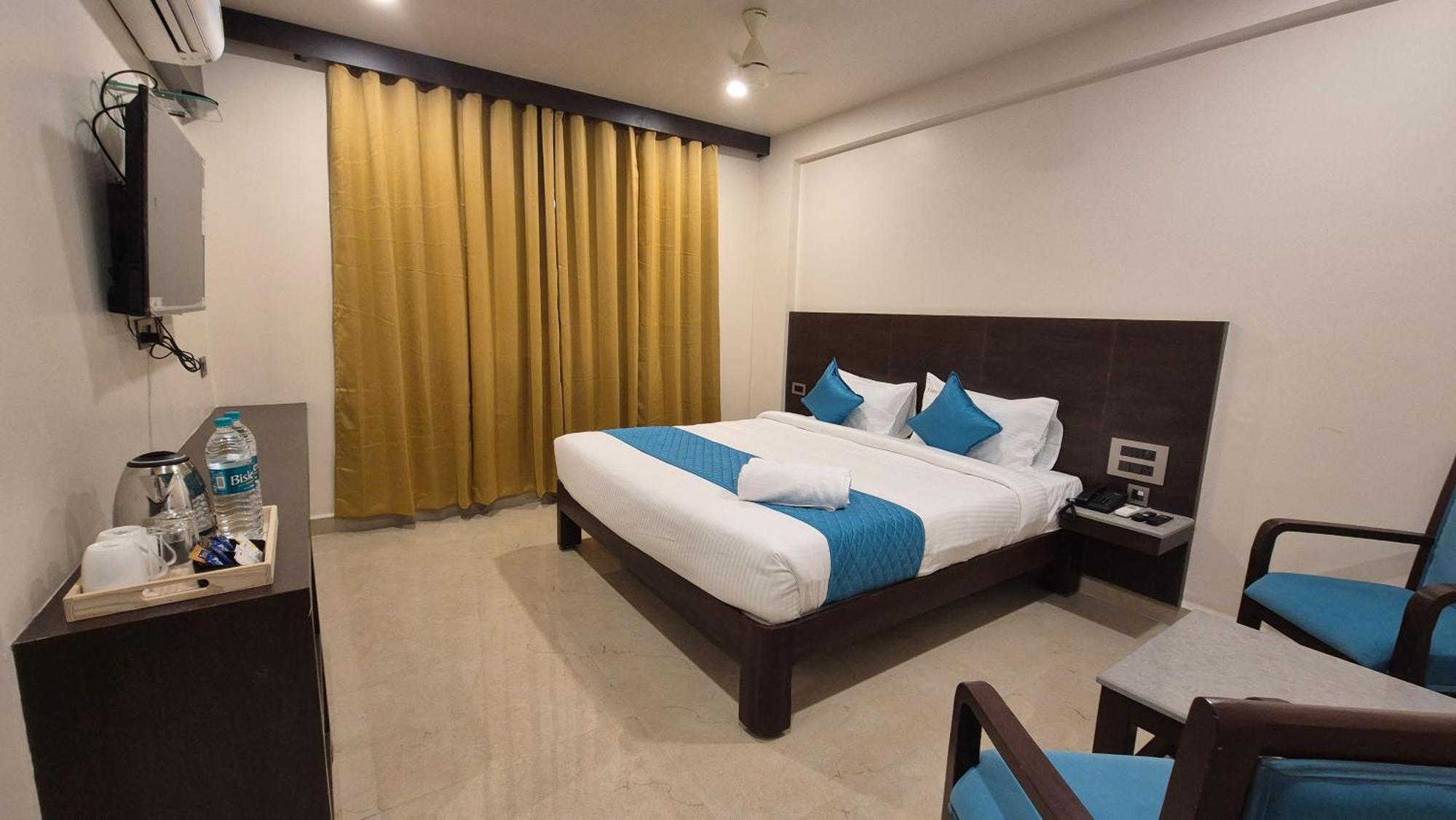 Hotel Janas Tirupati Zewnętrze zdjęcie