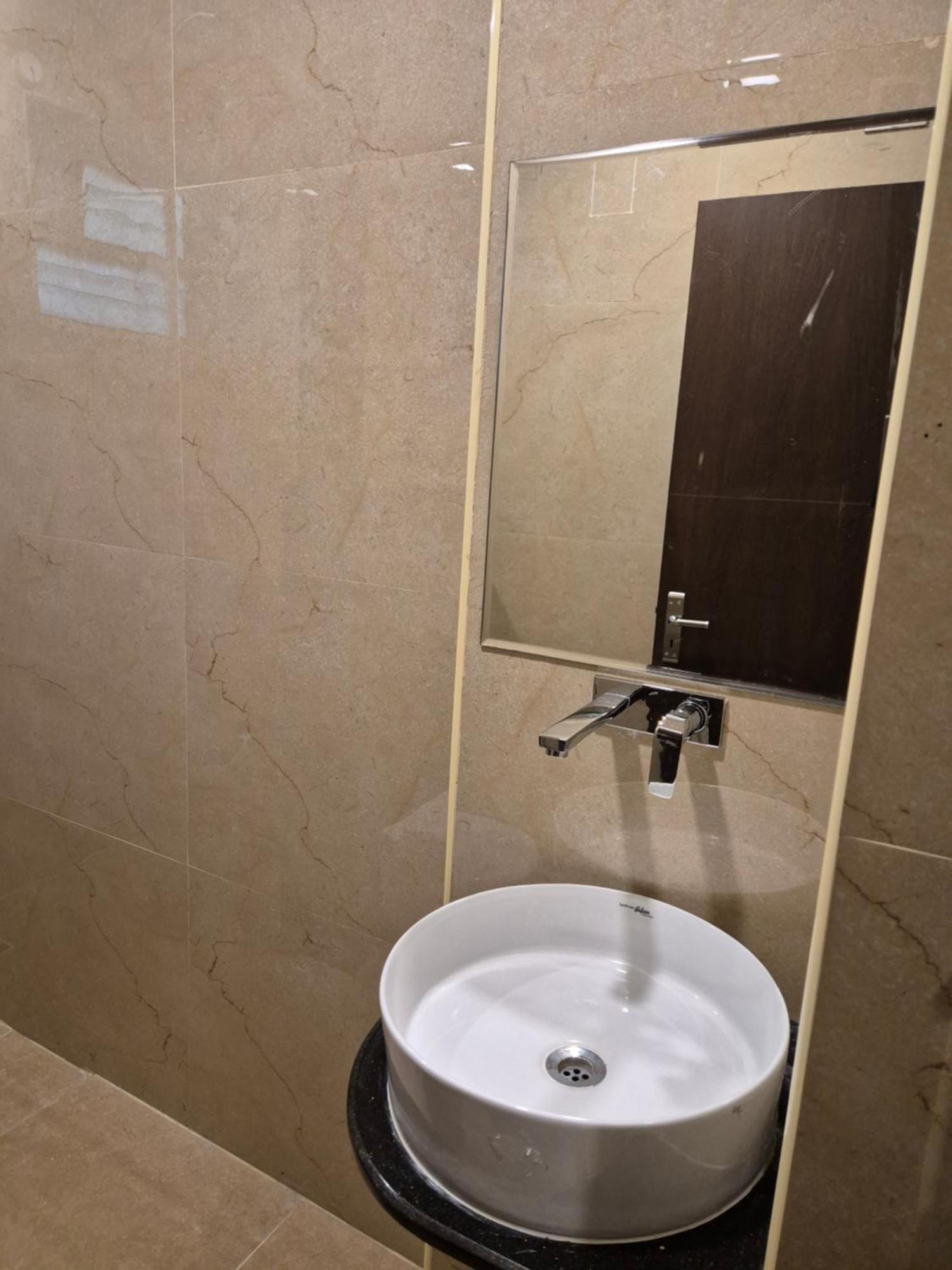 Hotel Janas Tirupati Zewnętrze zdjęcie